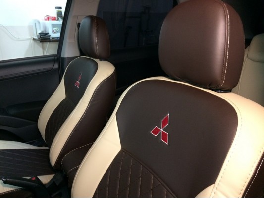 Авточехлы на Mitsubishi Outlander XL
