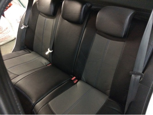 Авточехлы на Renault Megan 2 SW Авточехлы на Renault Megan 2 SW