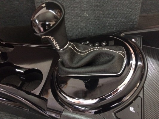 Перетяжка рычага и чехла КПП